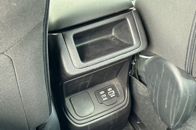 2023 Subaru Ascent Base