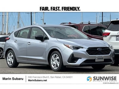 2025 Subaru IMPREZA Base