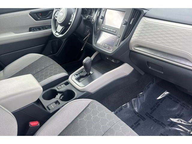 2025 Subaru Forester Base