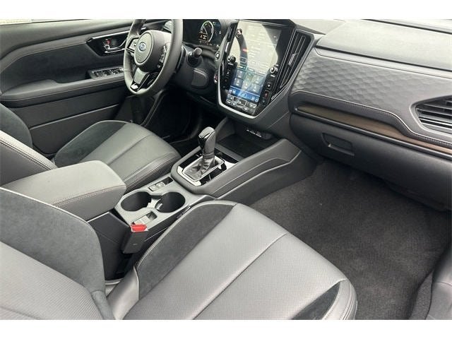 2025 Subaru FORESTER Touring Hybrid