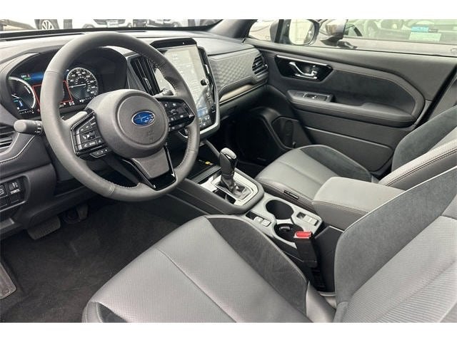 2025 Subaru FORESTER Touring Hybrid