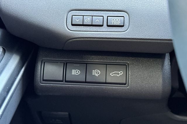 2026 Subaru UNCHARTED Premium FWD
