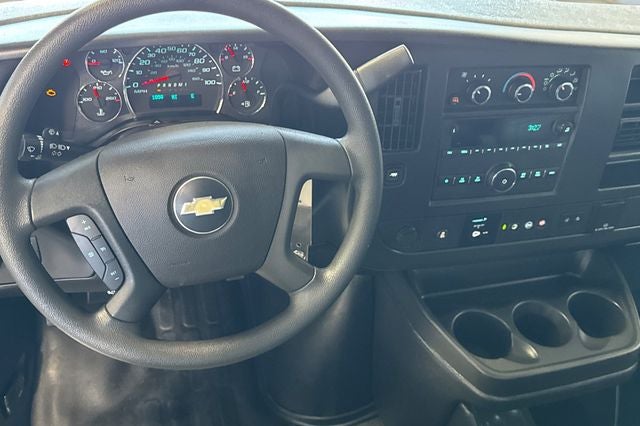 2024 Chevrolet Express 2500 Work Van Cargo