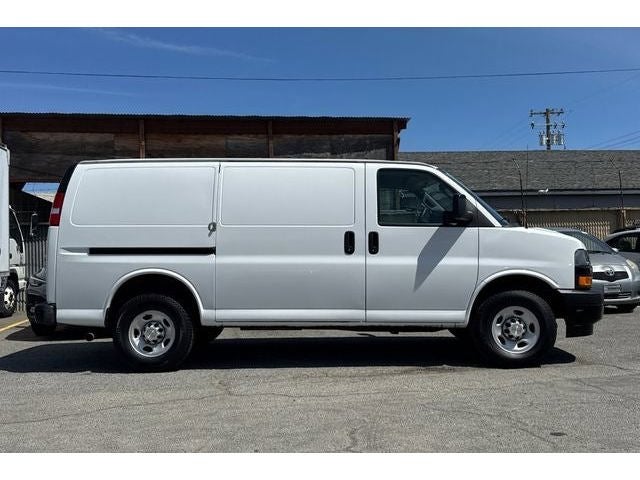 2024 Chevrolet Express 2500 Work Van Cargo