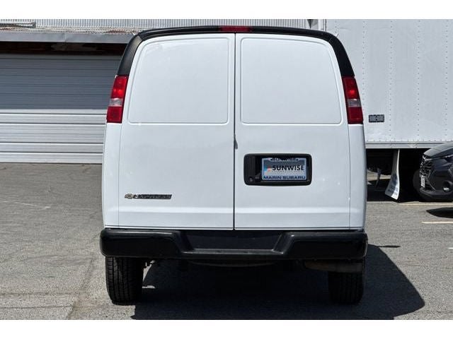 2024 Chevrolet Express 2500 Work Van Cargo