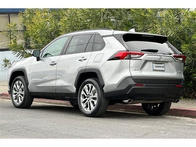 2022 Toyota RAV4 XLE Premium