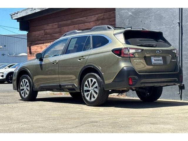 2022 Subaru Outback Premium
