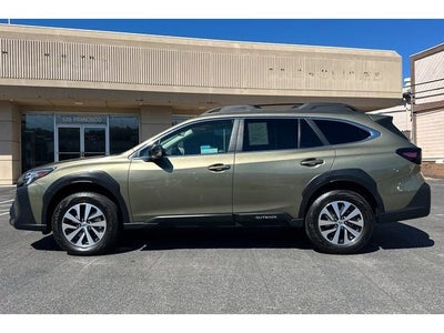 2025 Subaru Outback Premium