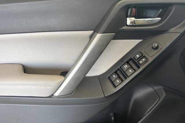 2015 Subaru Forester 2.5i Touring
