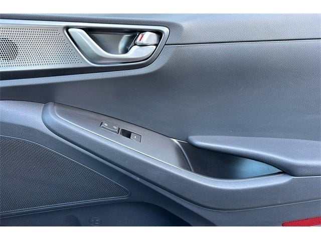 2020 Hyundai Ioniq Hybrid Blue