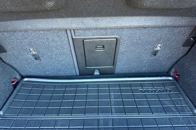 2021 Volvo XC40 Recharge Pure Electric P8